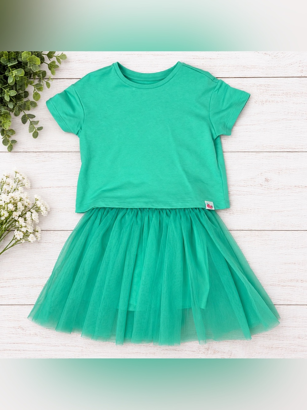 Wonder Nation Girls Size 5 Green Tulle Skirt & Short Sleeve Top Set